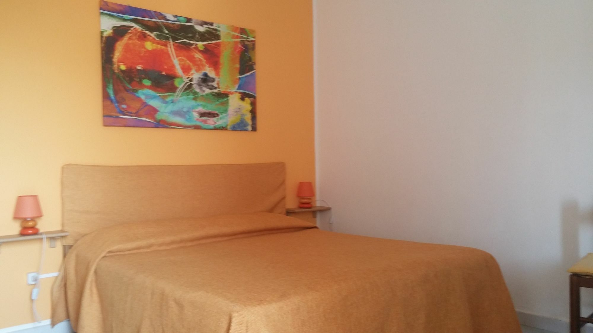 Proserpina Tropea Bagian luar foto